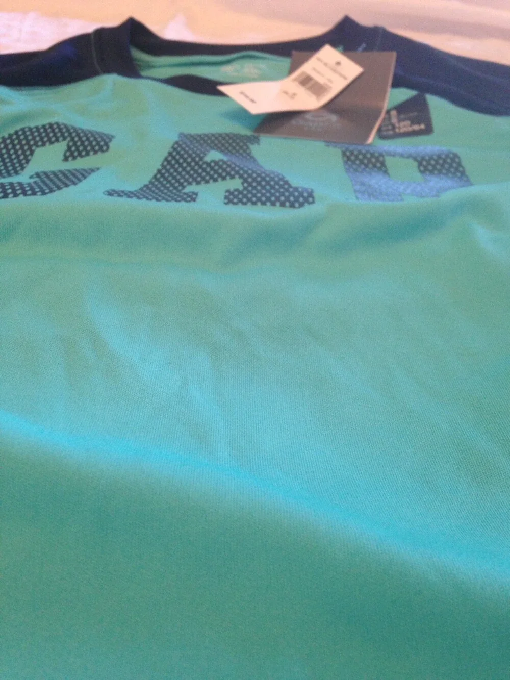 Boy's Gap Fit Shirt Small (6-7) Graphic T Shirt NWT